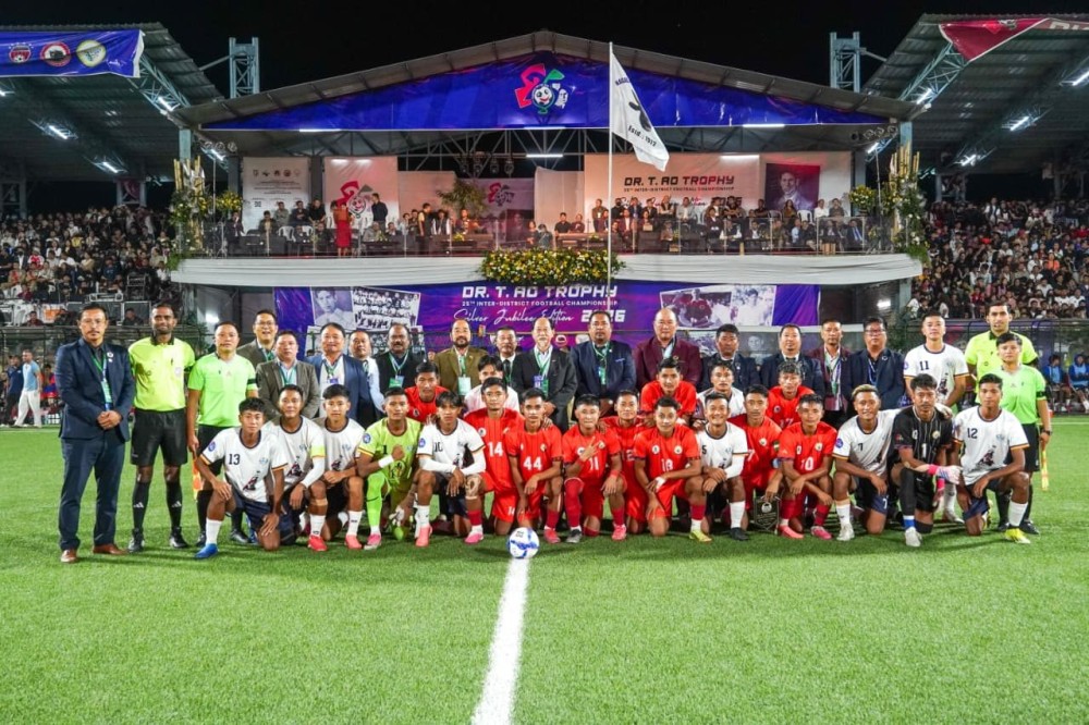 CM Dr Neiphiu Rio, Ministers, MLAs, officials and players of the Mon and Tuensang teams at the closing ceremony of the 25th Dr T Ao Trophy at Renpo Lu Sports Complex, Ungma, Mokokchung, on October 29. (NFA Media)